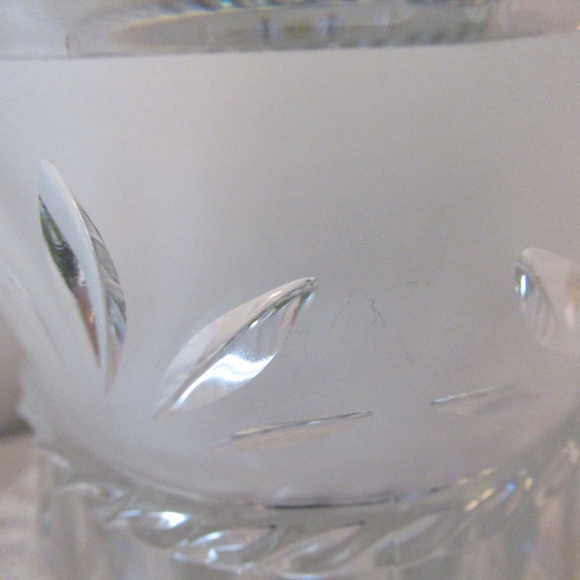 Mikasa Lead Crystal Vase - Picture 7 of 10
